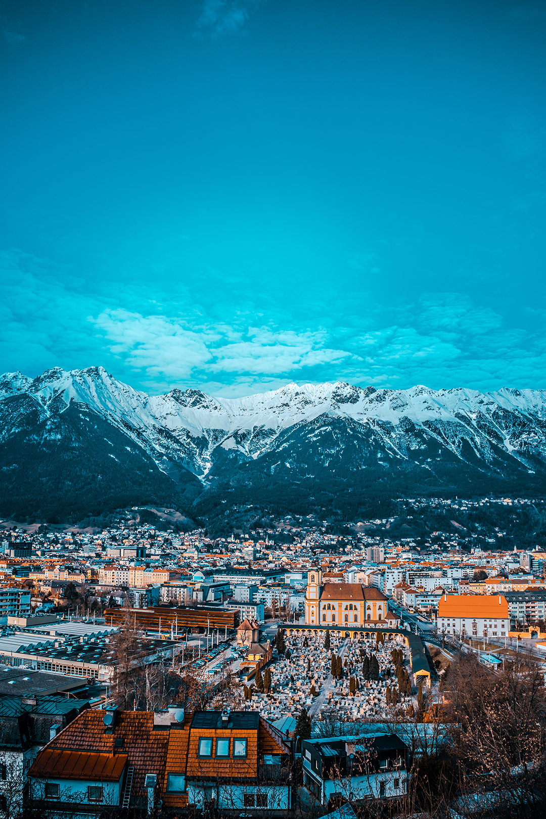 Izlet_v_Innsbruck_-_Trip_to_Innsbruck_-_Photo_by_Bharat_Patil_on_Unsplash.jpg