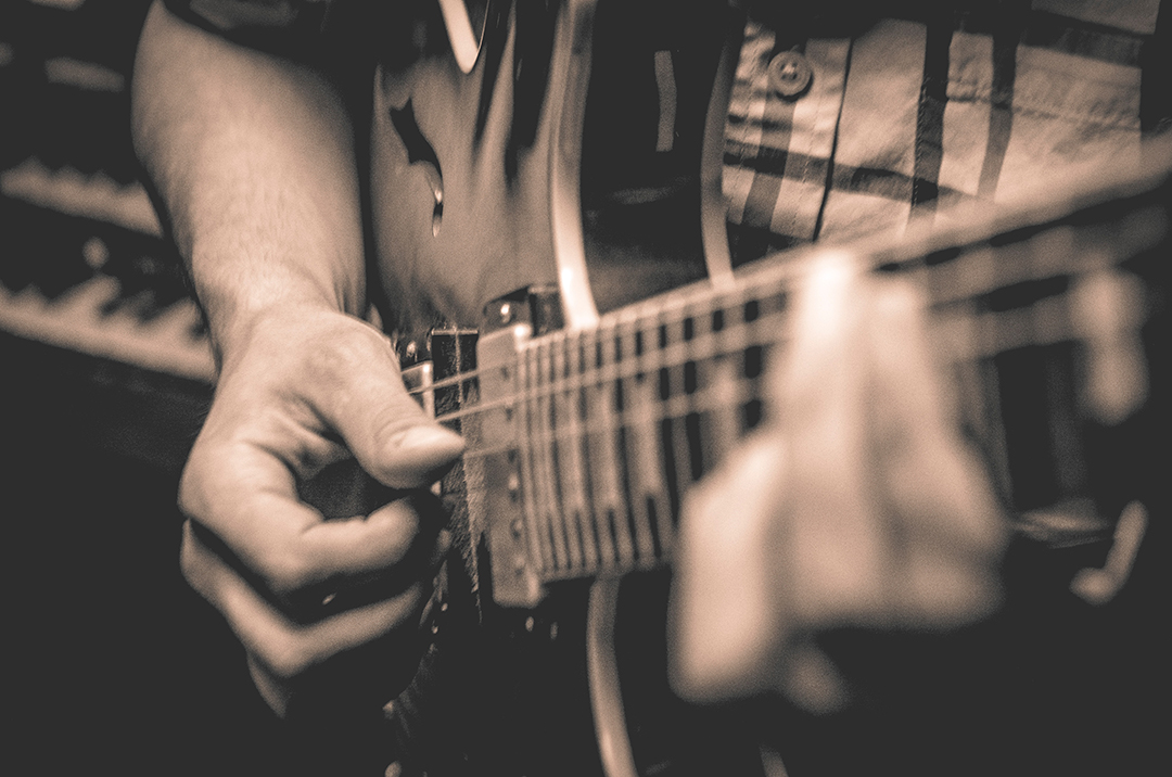 Blues_festival_-_Photo_by_Carlos_Urrutia_on_Unsplash.jpg