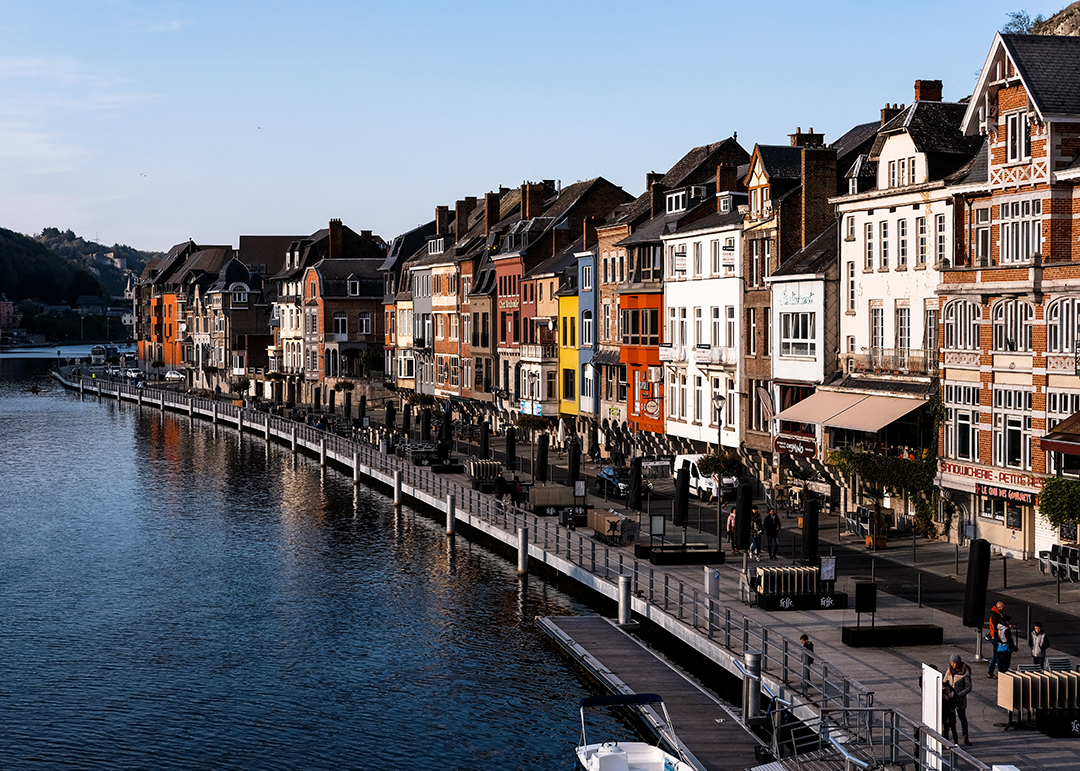 Popotniski_nasveti_za_Belgijo_-_Travel_tips_for_Belgium_-_Photo_by_Cosmin_Serban_on_Unsplash.jpg