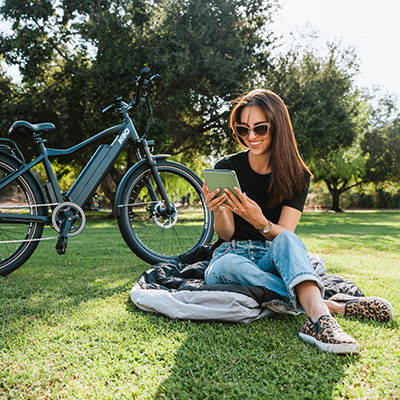 Kolesarjenje_po_Nemciji_-_Cycling_in_Germany_-_Photo_by_KBO_Bike_on_Unsplash_-_400x400.jpg