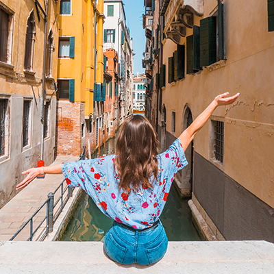 How to travel on a tight budget?