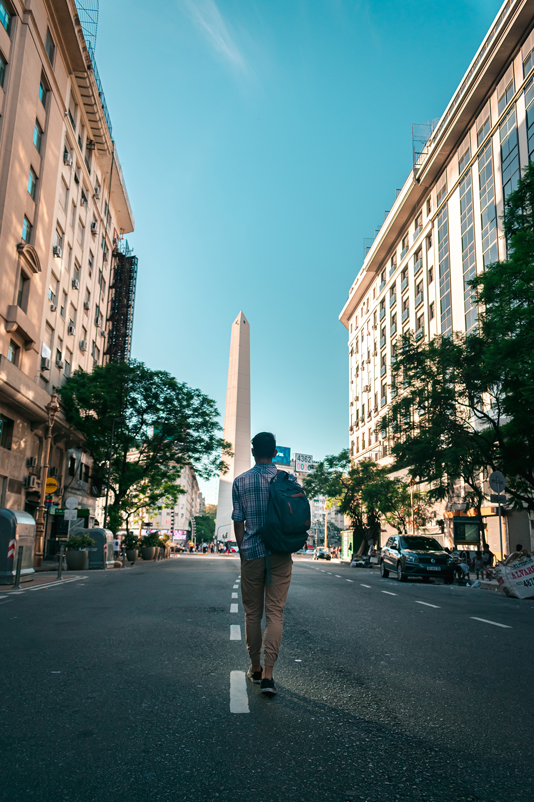 Kaj_poceti_in_si_ogledati_v_Buenos_Airesu_-_What_to_do_and_see_in_Buenos_Aires_-_Photo_by_Nicolas_Flor_on_Unsplash.jpg