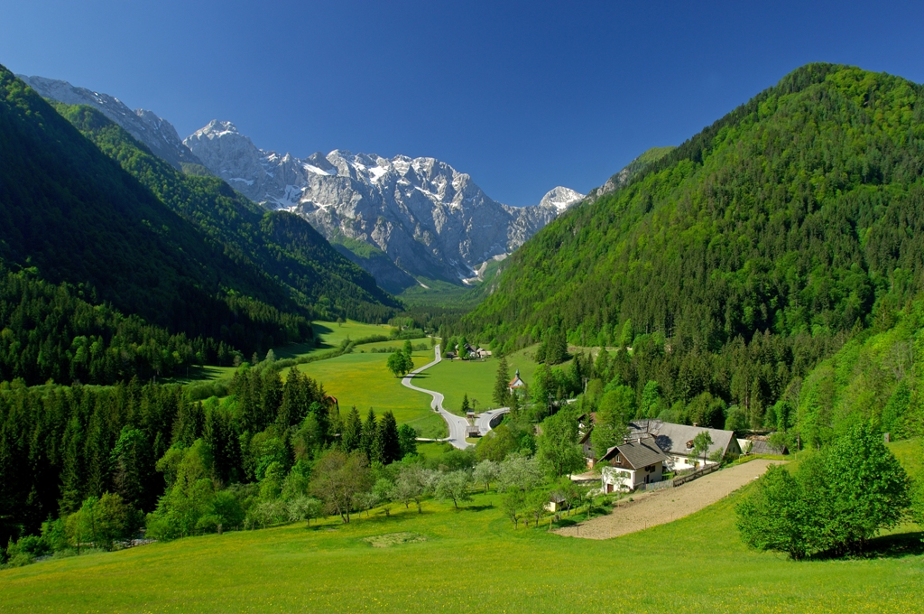 Logarska_Valley_Author_-_Tomo_Jesenicnik_www.slovenia.info_.jpg