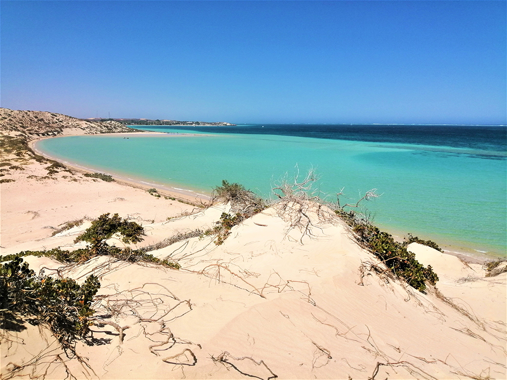 Coral_bay_beaches2.jpg