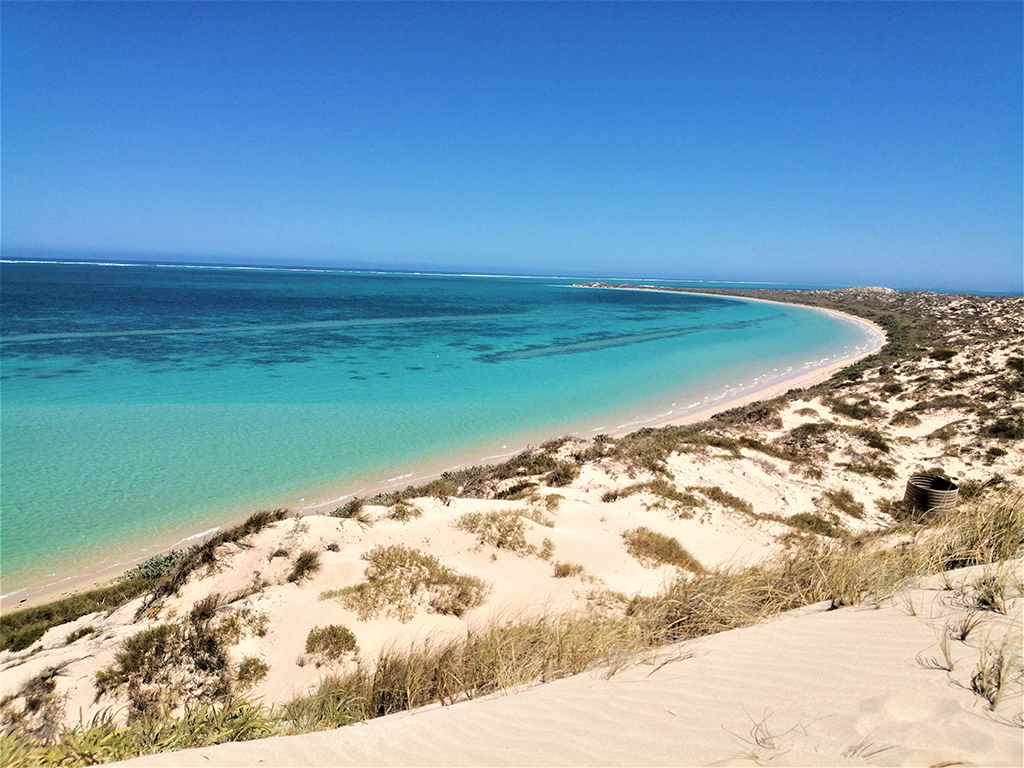 Coral_bay_beaches3.jpg