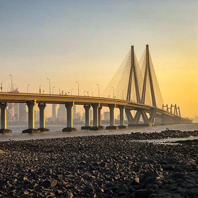 Bandra_Worli_Sea_Link_Mumbai_India_-_Photo_by_Sid_Saxena_on_Unsplash_-_400x400.jpg