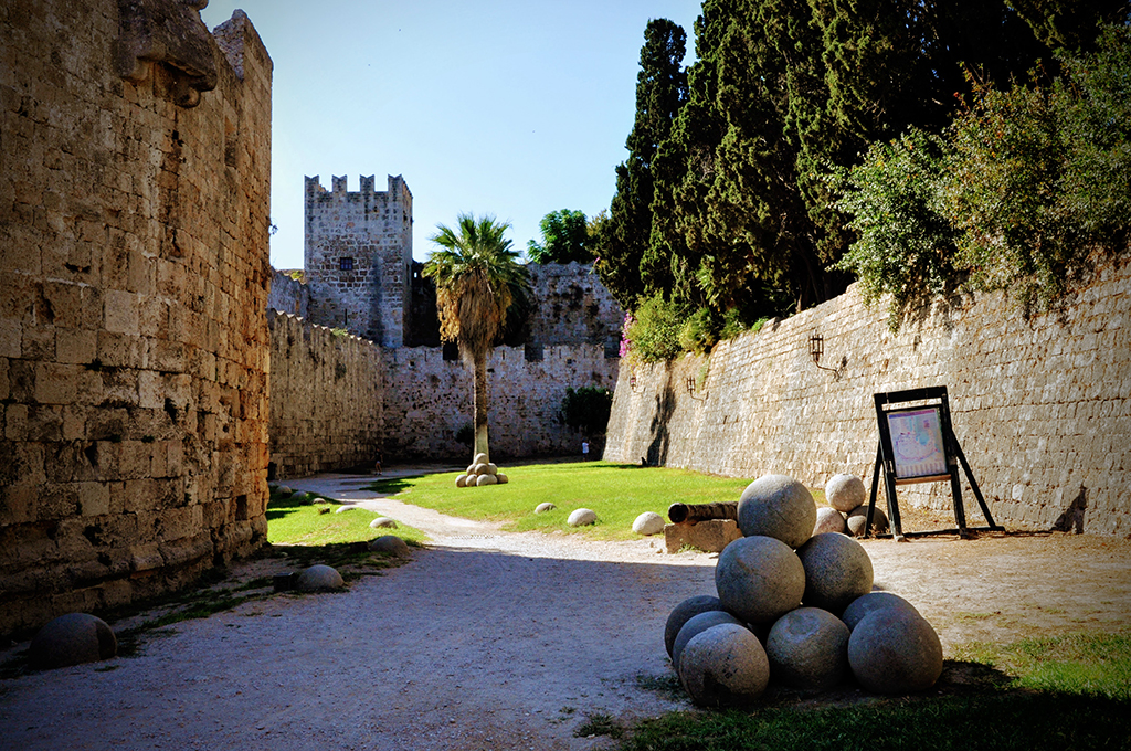 Journey_to_Rhodes_-_Potovanje_na_Rodos_1.jpg