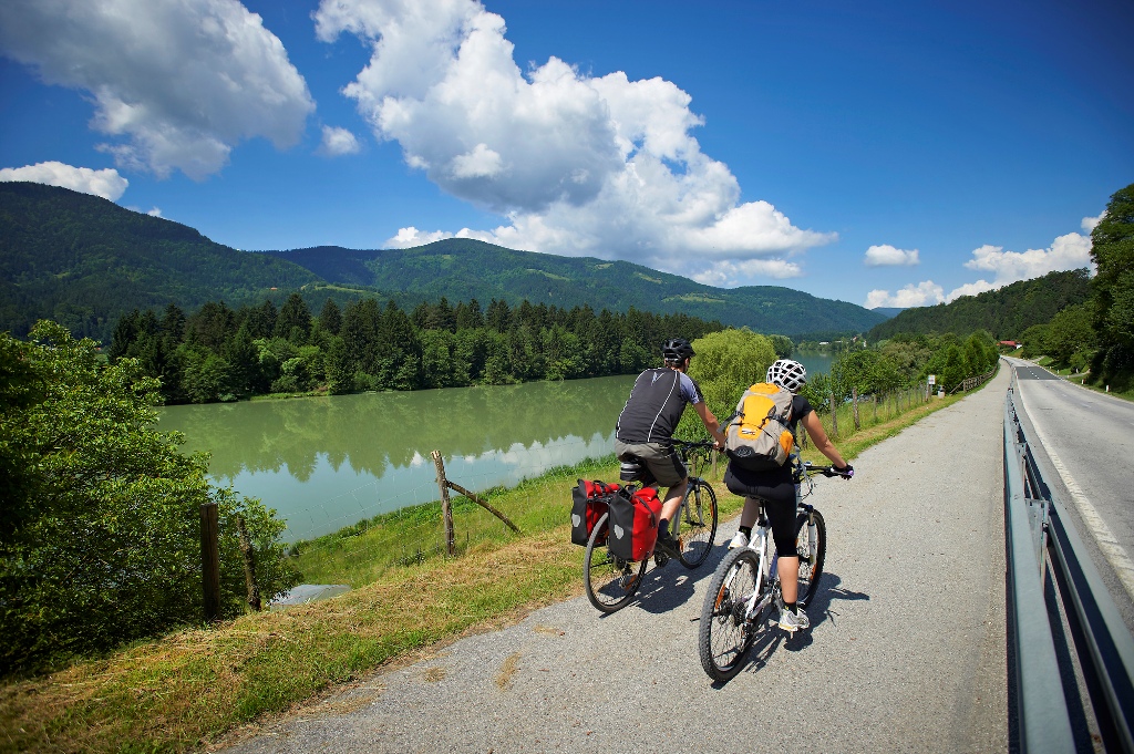 The_Drava_Cycling_Route_-_Photographer_-_Tomo_Jesenicnik_-_Source_-_www-slovenia-info.jpg