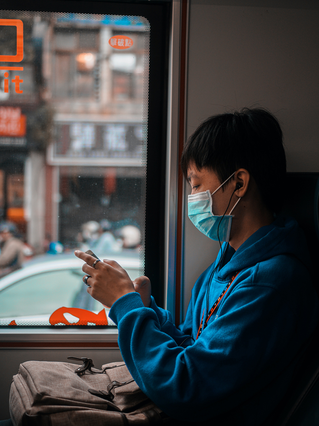 Travelling_during_the_Pandemic_-Photo_by_Lisanto_on_Unsplash.jpg
