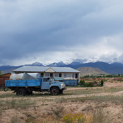 Potovanje_v_Kirgizijo_-_Travel_to_Kyrgyzstan_400x400.jpg