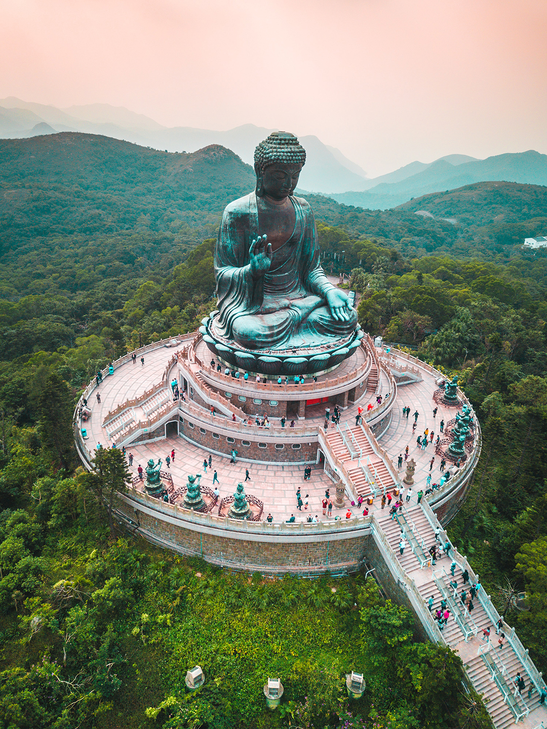 Turisticne_znamenitosti_Hong_Konga_-_Tourist_attractions_of_Hong_Kong_-_Photo_by_Jason_Cooper_on_Unsplash.jpg