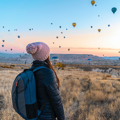 Popotniski_nasveti_in_namigi_za_2022_-_Travel_tips_and_hints_for_2022_-_Photo_by_Alexandr_Podvalny_from_Pexels_-_400x400.jpg