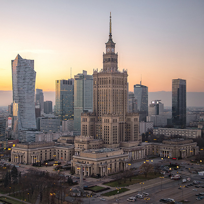Ogled_Varsave_-_Tour_of_Warsaw_-_Photo_by_Iwona_Castiello_d_Antonio_on_Unsplash_400x400.jpg