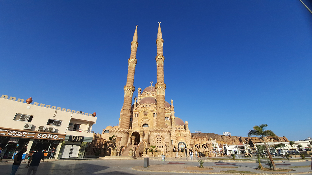 Potovanje_v_Egipt_v_Sharm_El-Sheikh_-_Travel_to_Egypt_in_Sharm_El-Sheikh_15.jpg