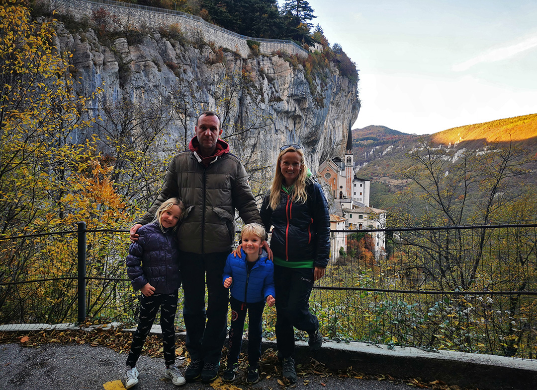 Potepanje_okoli_Gardskega_jezera_-_Wandering_around_Lake_Garda_1.jpg