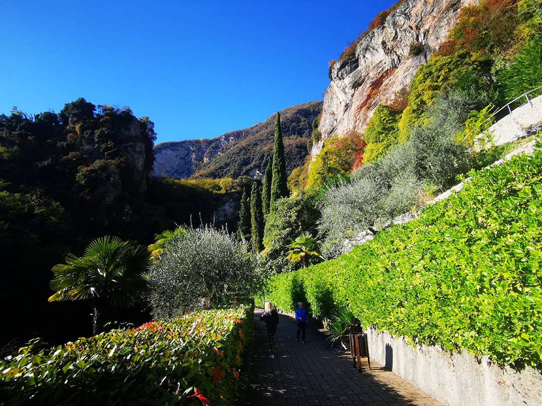 Potepanje_okoli_Gardskega_jezera_-_Wandering_around_Lake_Garda_10.jpg