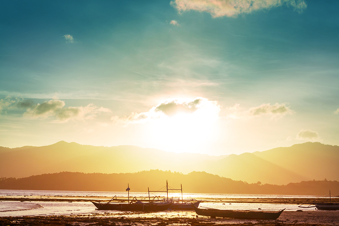 02_Potovanje_po_Filipinih_-_Traveling_in_the_Philippines_-_Envato_1.jpg