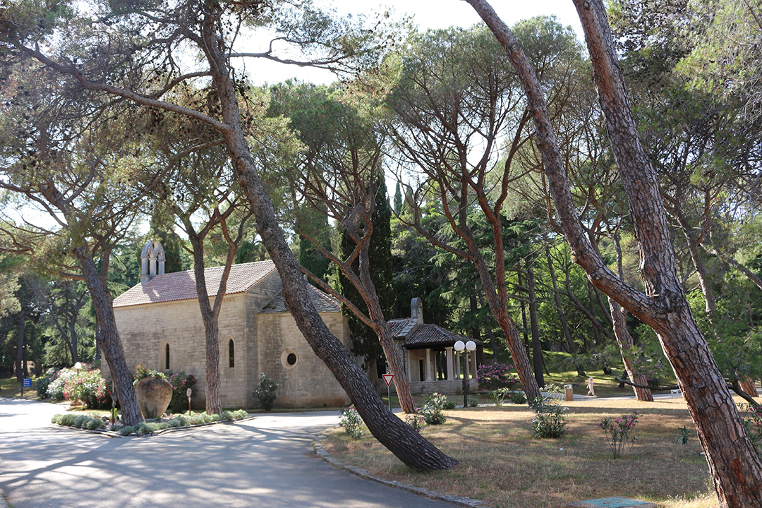 Nacionalni_park_Brione_in_kaj_poceti_-_Brione_National_Park_and_what_to_do_1.JPG