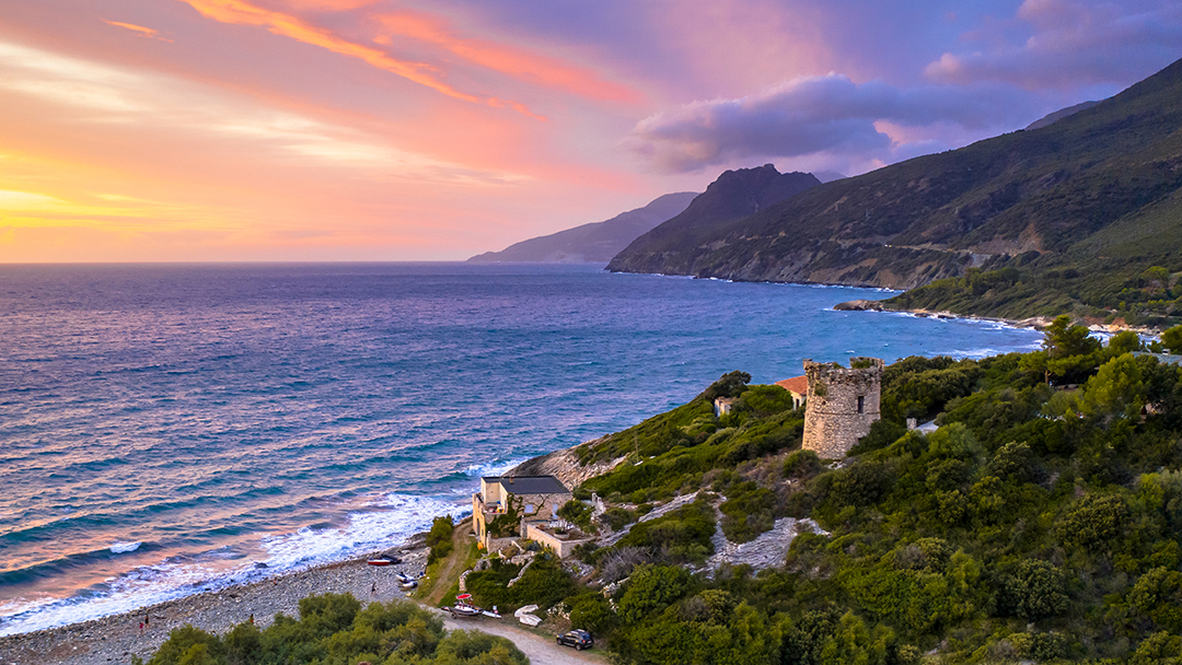 01_Znamenitosti_Korzike_-_Sights_of_Corsica_-_ENVATO.jpg