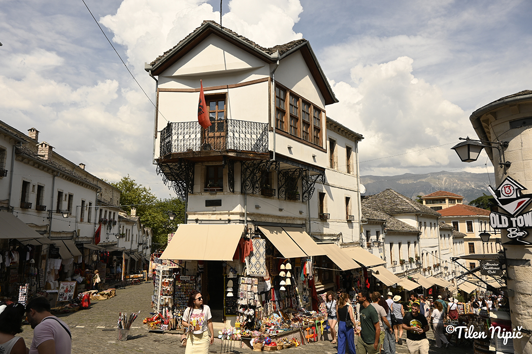 The lively atmosphere of an Albanian market reveals everyday local life.