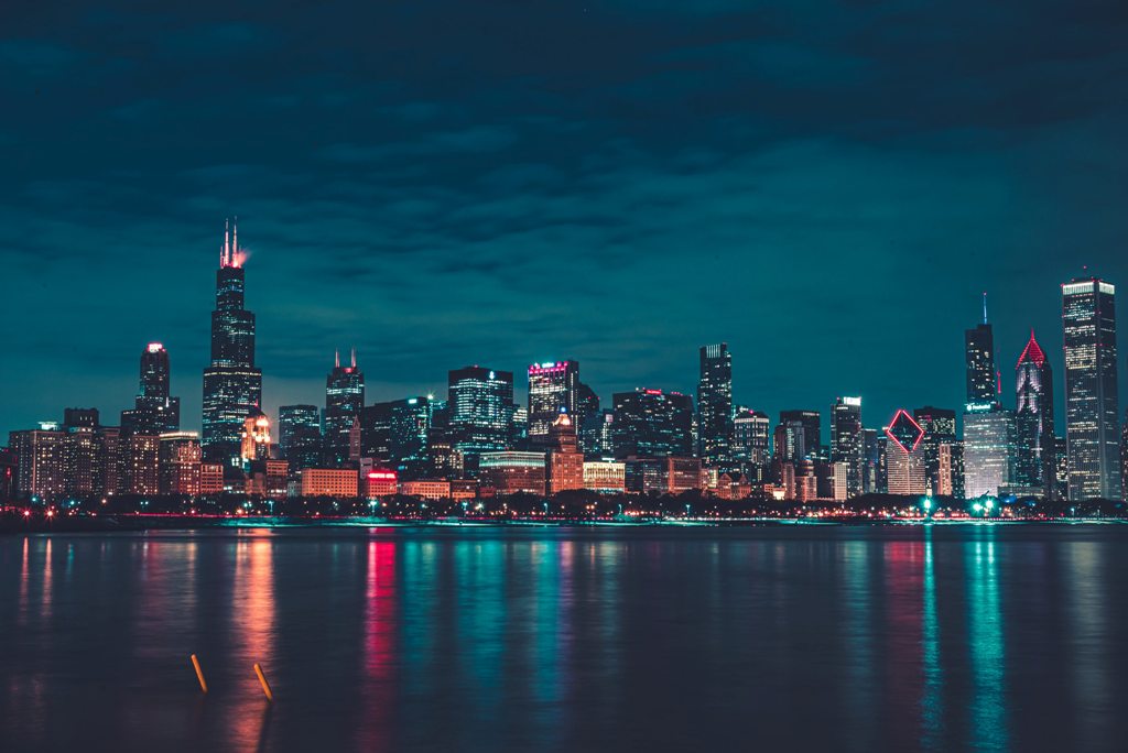 Potovanje_v_Chicago_-_A_trip_to_Chicago_-_Photo_by_Max_Bender_on_Unsplash.jpg